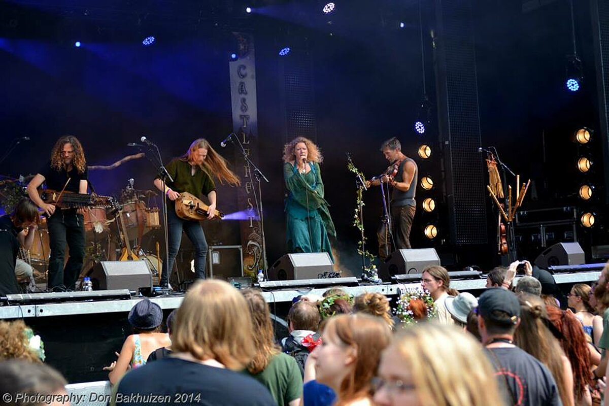 Asynje live in Castlefest 2014