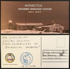 Polārpētnieku sūtītā pastkarte no abām pusēm