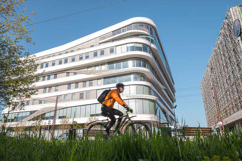 Aicinām 3. jūnijā uz Universitāti doties ar velosipēdu