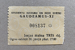 Ieejas biļete uz “Gaudeamus XI” noslēguma koncertu Ogres estrādē 1991. gadā. Foto: Paula Tomsone