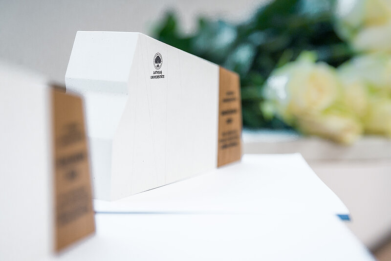 Aicinām nominēt kolēģus LU apbalvojumam “Gada darbinieks 2024” 