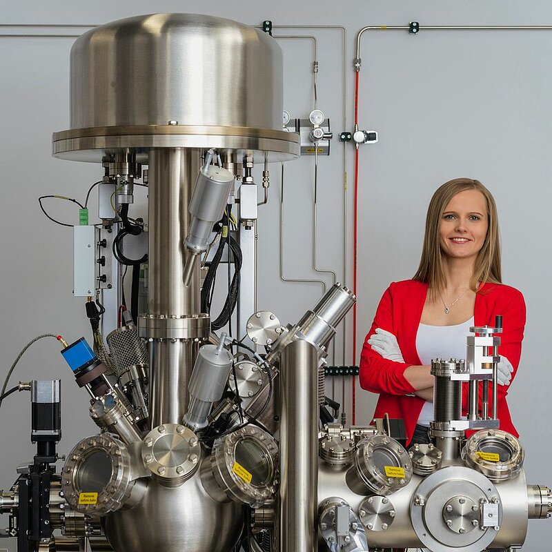 LU Cietvielu fizikas institūta pētniece Inga Pudža saņem prestižo L`ORÉAL Baltic balvu "Sievietēm zinātnē"