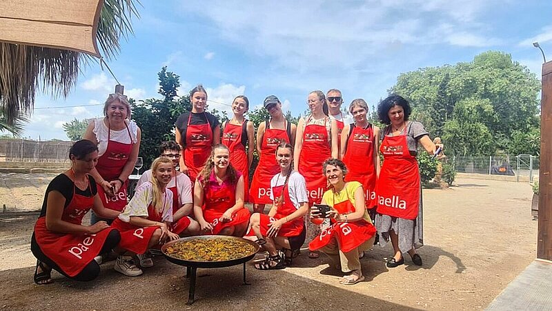 LU HZF studenti piedzīvo izzinošu un aizraujošu gastronomisko nedēļu Valensijā