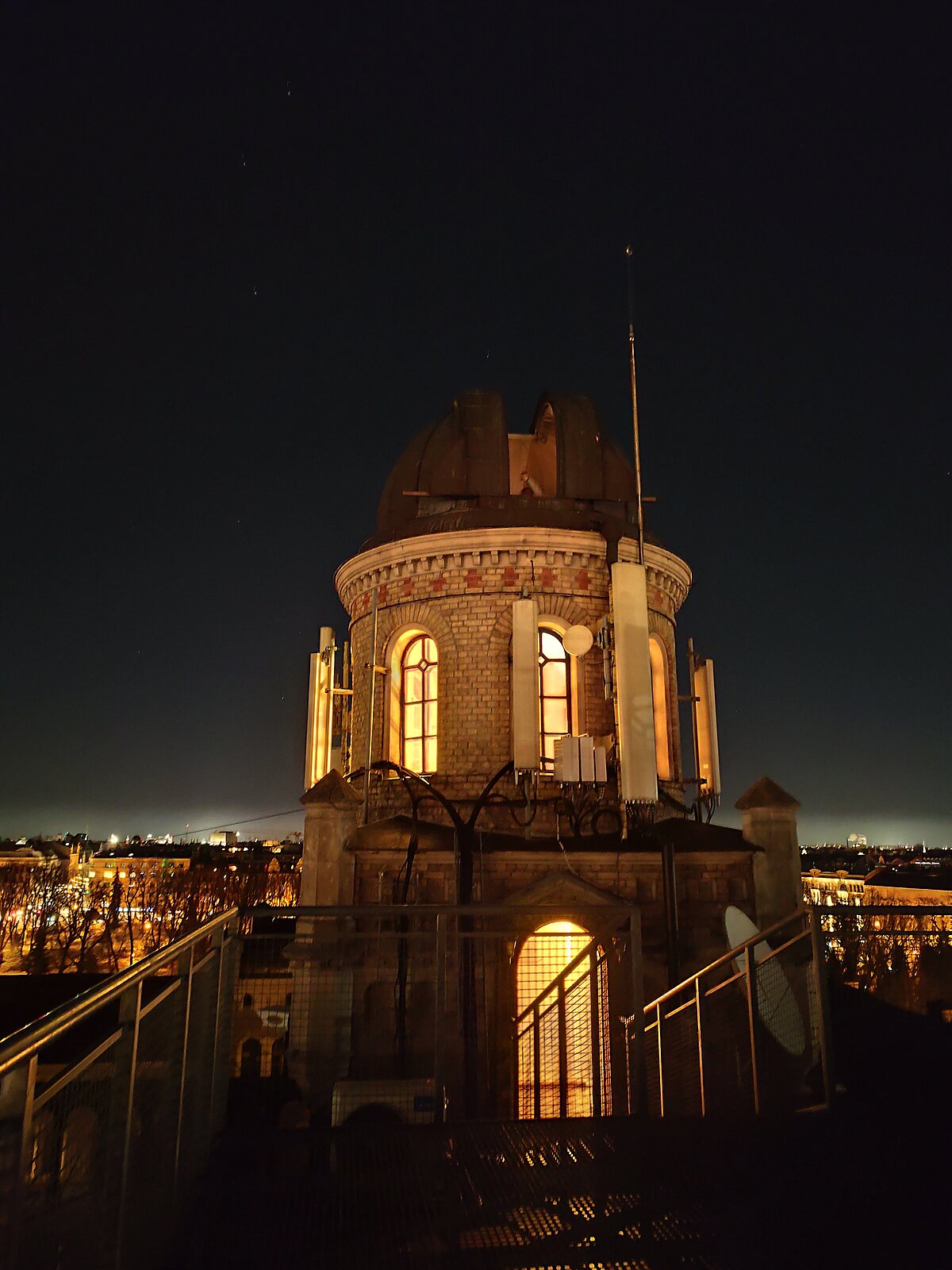 LU Astronomiskais tornis. Foto: Gunta Vilka LU Astronomiskais tornis. Foto: Gunta Vilka