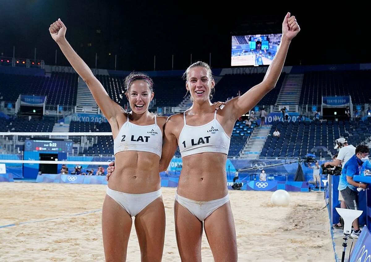 Anastasija Kravčenoka un Tīna Graudiņa. Foto: F64, Romāns Kokšarovs