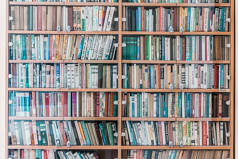 A Shelf Full of E-resources at the Library of the University of Latvia: Join Us at the Reading Room