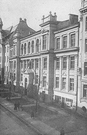 Ēka Alberta ielā 10 1929. gadā (projekta autors N. Mandelštams, ēka uzcelta 20. gs. sākumā)
