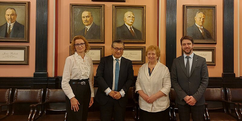 Tokyo Foundation visits the University of Latvia and meets with fellows 