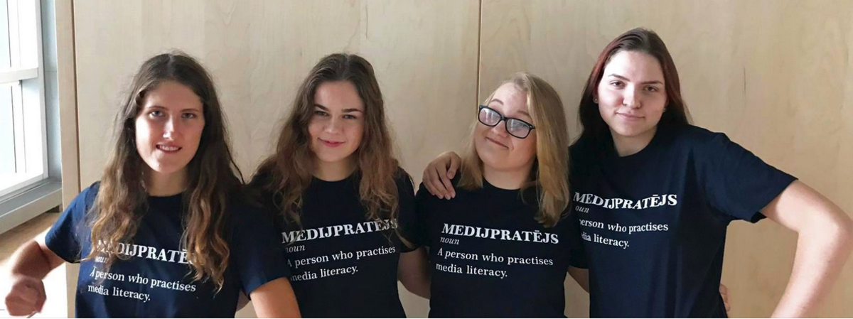 Sociālo zinātņu fakultātes studentes