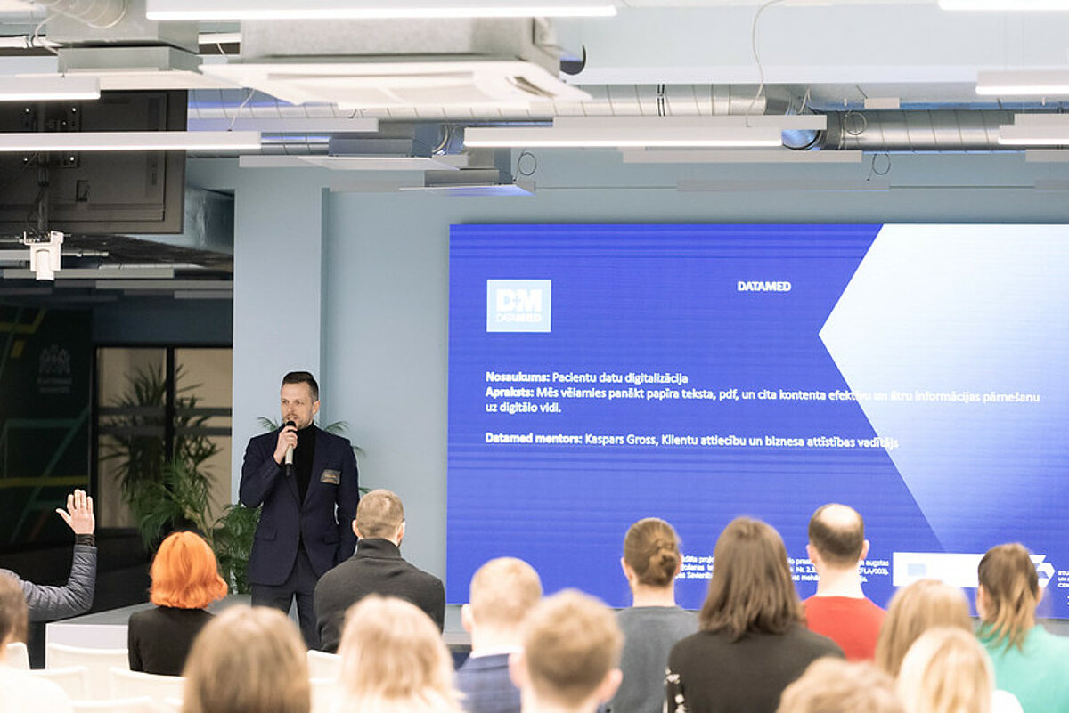 Programmas “Inovatīvu digitālu risinājumu radīšana HPC izaicinājumos” atklāšana. Foto: Linards Reinis.