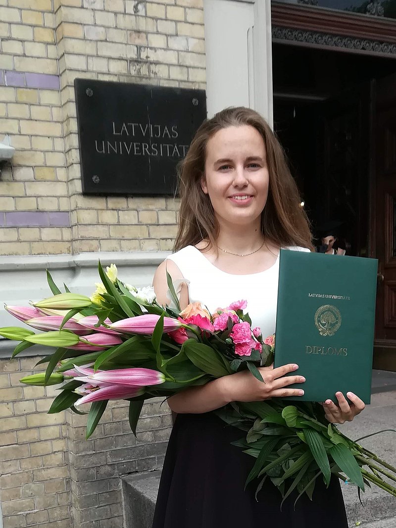 FMOF atbalsts maģistrantiem. Optometrijas maģistrante Linda Krauze starp mākslu un zinātni