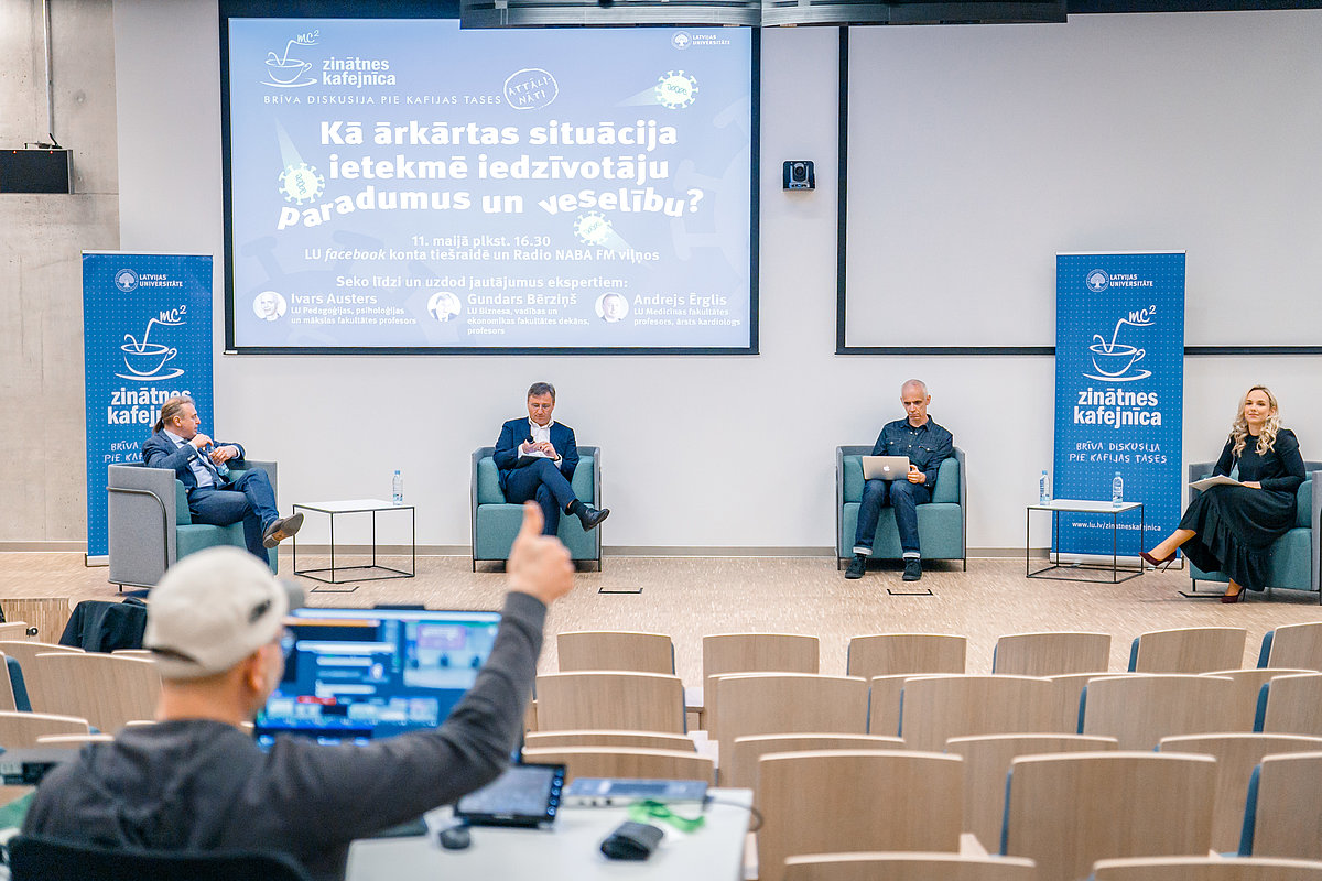 Attālinātā Zinātnes kafejnīca notika 11. maijā. © Foto: Toms Grīnbergs, Latvijas Universitātes Komunikācijas un inovāciju departaments
