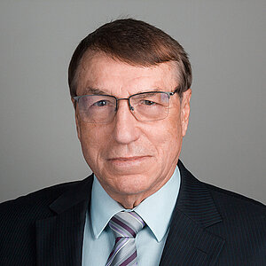 Prof. Ivars Kalviņš