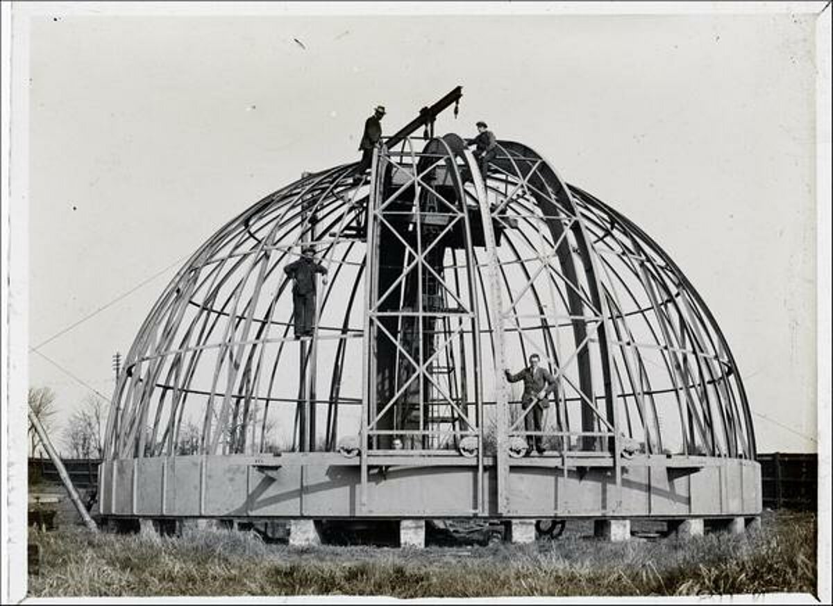 Simeizas teleskopa kupols, 1925. gads. Foto: Fricis Blumbahs