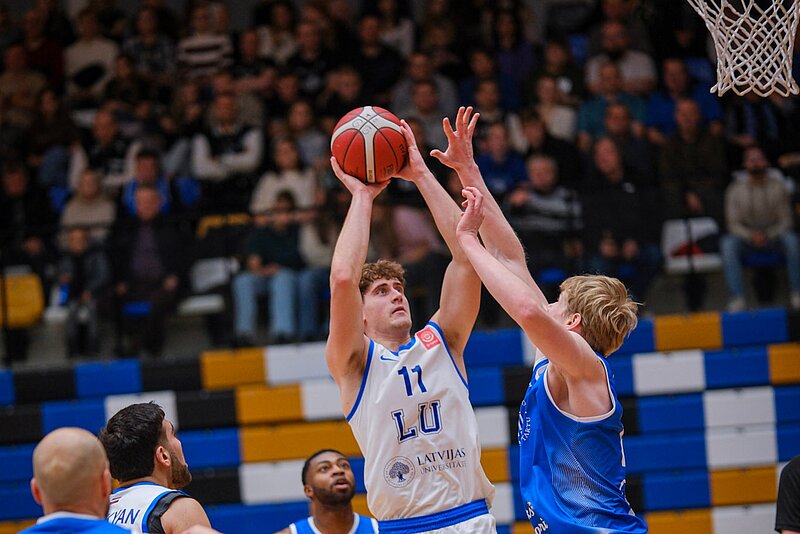 LU Basketbola komanda izbraukumā piekāpjas "Optibet" Latvijas - Igaunijas Basketbola līgas līderei Tartu
