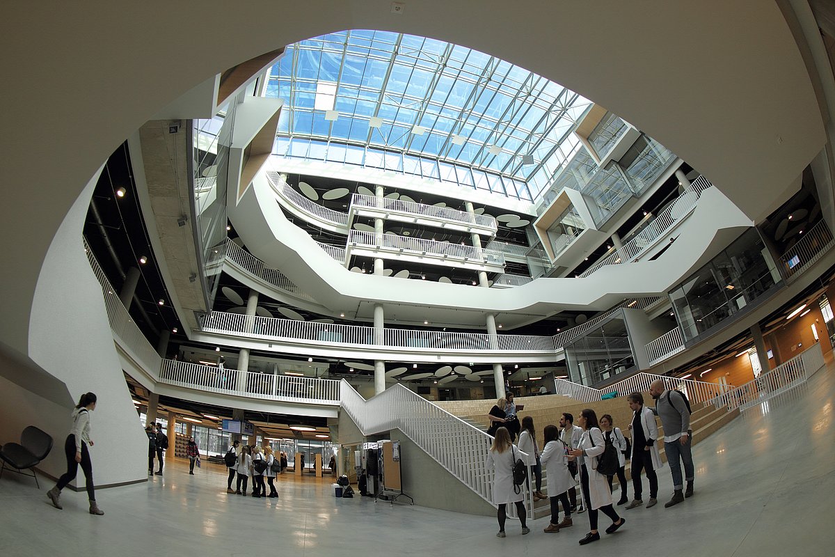 Foto: Latvijas Universitātes Akadēmiskā centra Zinātņu māja.
© Toms Grīnbergs, Latvijas Universitātes Komunikācijas un inovāciju departaments