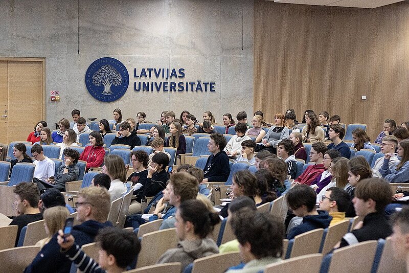 Jauno Fiziķu skola noslēdz 15. jubilejas sezonu!