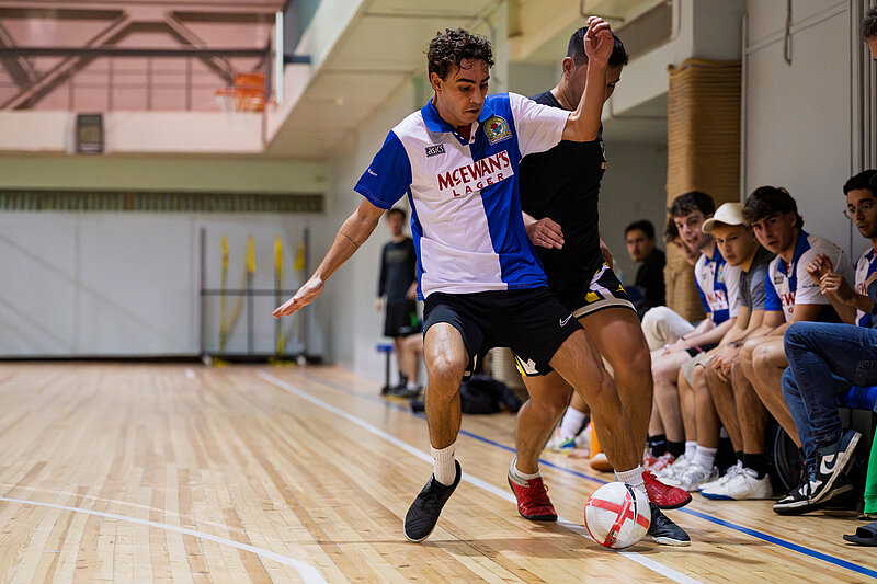 Futbolists sper pa bumbu