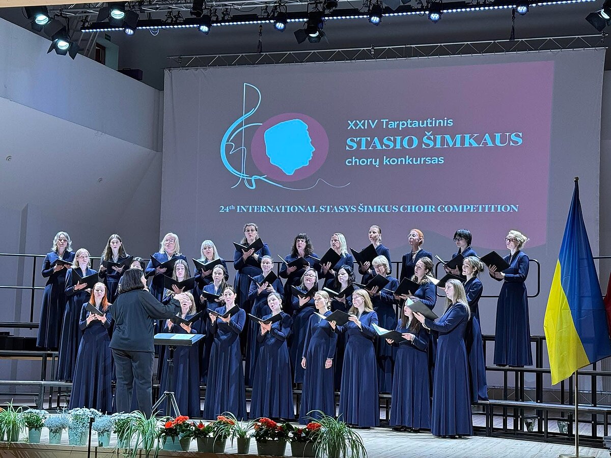 Foto – Personīgais arhīvs Starptautiskais Stasio Šimkus koru konkurss, LU sieviešu koris "Minjona".