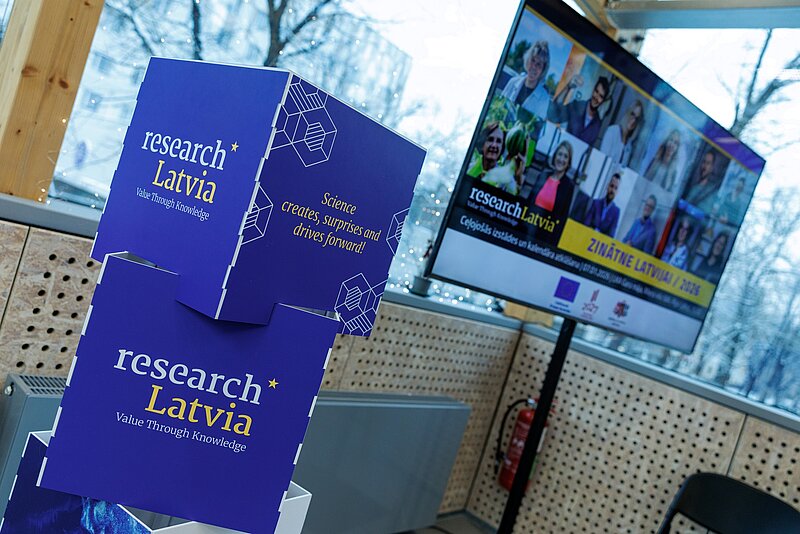  Svinīgi atklāts kalendārs un ceļojošā izstāde "Zinātne Latvijai 2026"