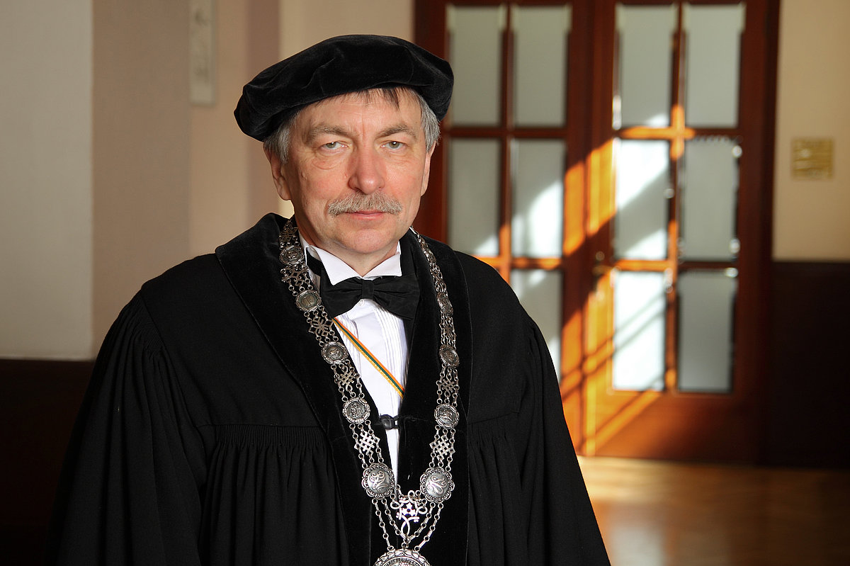 Attēlā: Profesors Indriķis Muižnieks. Foto: Toms Grīnbergs, Latvijas Universitāte