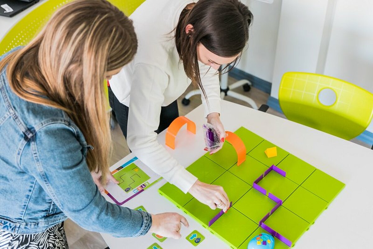 Nodarbība Latvijas Universitātes Pedagoģijas, psiholoģijas un mākslas fakultātē. 01.04.2022.
© Foto: Toms Grīnbergs, Latvijas Universitātes Komunikācijas departaments