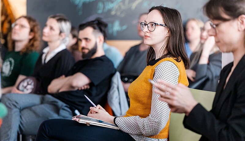 Aicinām uz FORTHEM tīmekļsemināru par universitāšu studentu un darbinieku labbūtību, miegu un noturību