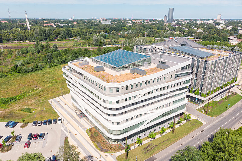 LU vienojas ar vairākām sporta federācijām par daudzpusēju sadarbību, tai skaitā Sporta mājas izveidi Torņakalnā