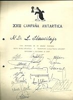 L. Slaucītāja piemiņas lapa ar Antaktikas pētījumu dalībnieku parakstiem. 1957. gads.