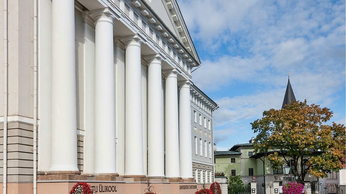Tartu Universitātes galvenā ēka. Foto: VisitEstonia.com, Erakogu