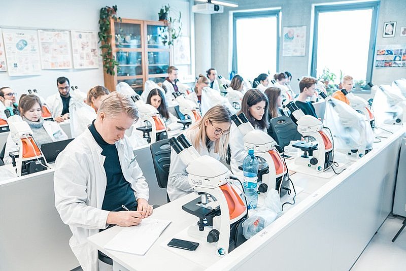 Licencēta jaunā epidemioloģijas un medicīniskās statistikas studiju programma Latvijas Universitātē