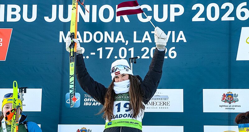 Latvijas Universitātes duālās karjeras studente Estera Volfa izcīna bronzu Eiropas junioru čempionātā pāru stafetē biatlonā