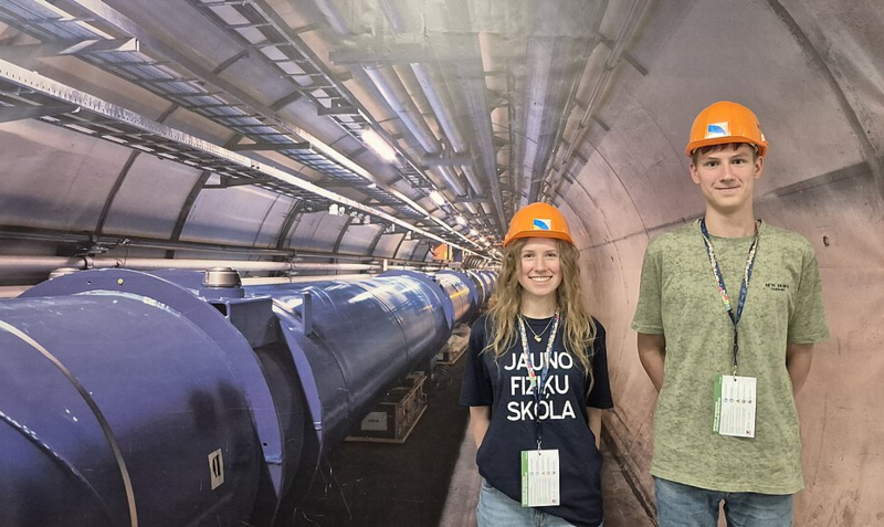 Jauno Fiziķu skolas dalībnieki viesojas CERN
