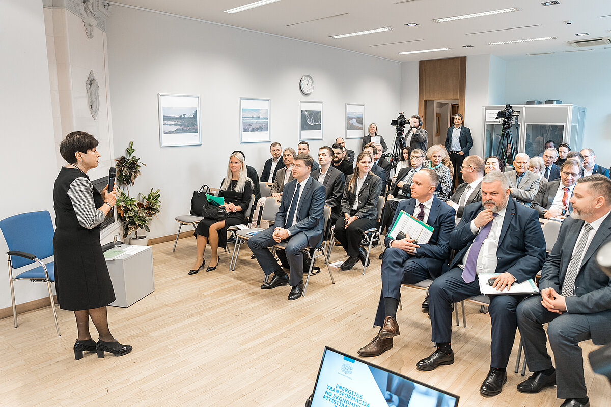 LU 81. starptautiskās zinātniskās konferences sekcija «Veiksmīga enerģētikas transformācija: Plaisa starp ambīcijām un rīcību».© Foto: Toms Grīnbergs, LU Komunikācijas departaments
