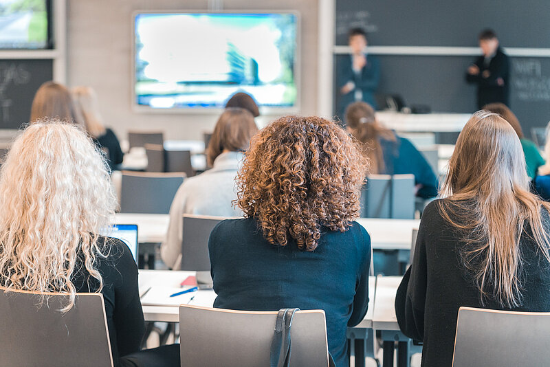 Latvijas augstskolas un ministrijas pagarina vienošanos par labu praksi ārvalstu studējošo piesaistē