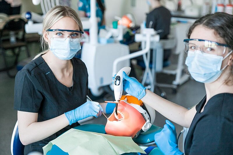 Latvijas Universitāte veidos jaunu zobārstniecības un optometrijas mācību klīniku 