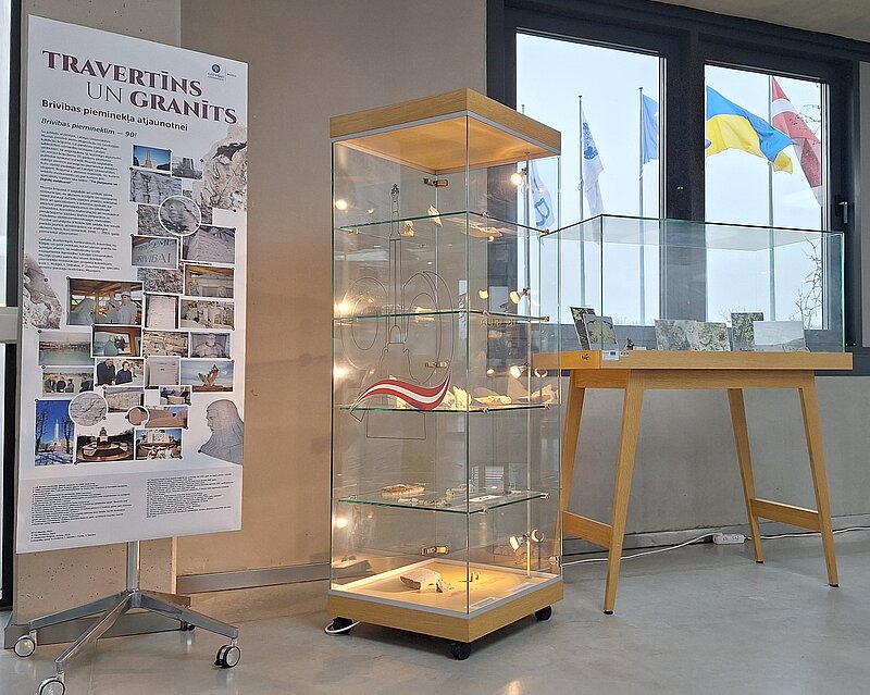 Dabas mājā apskatāma izstāde ‘’Travertīns un granīts Brīvības pieminekļa atjaunotnei’’