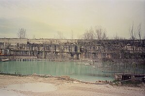 4. att. Travertīna ieguves vieta 1932. gadā. Fotografēts 2001. gadā. Foto: V. Hodireva 