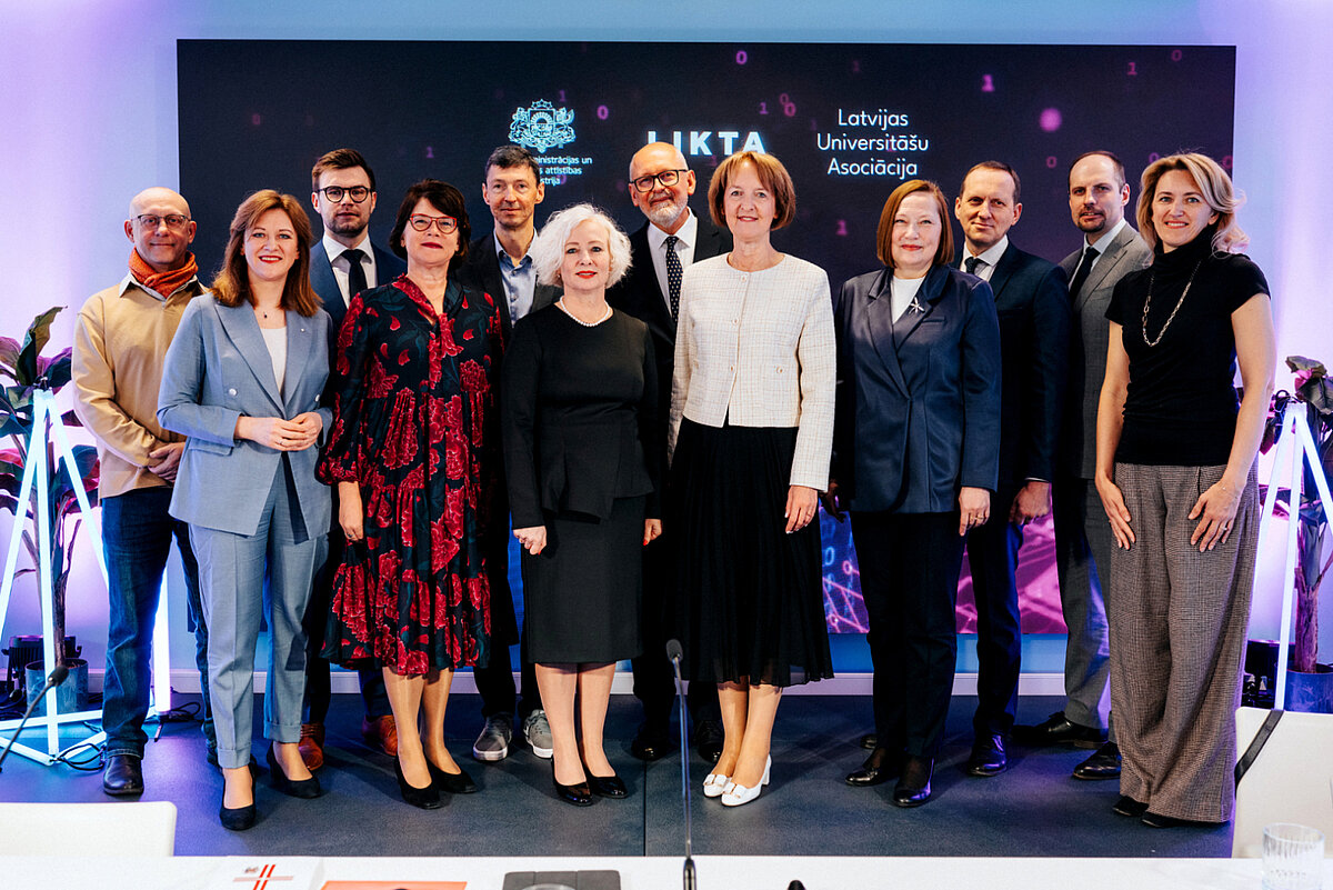 Mākslīgā intelekta centra dibināšanas pasākums. Publicitātes foto Mākslīgā intelekta centra dibināšanas pasākuma dalībnieki.