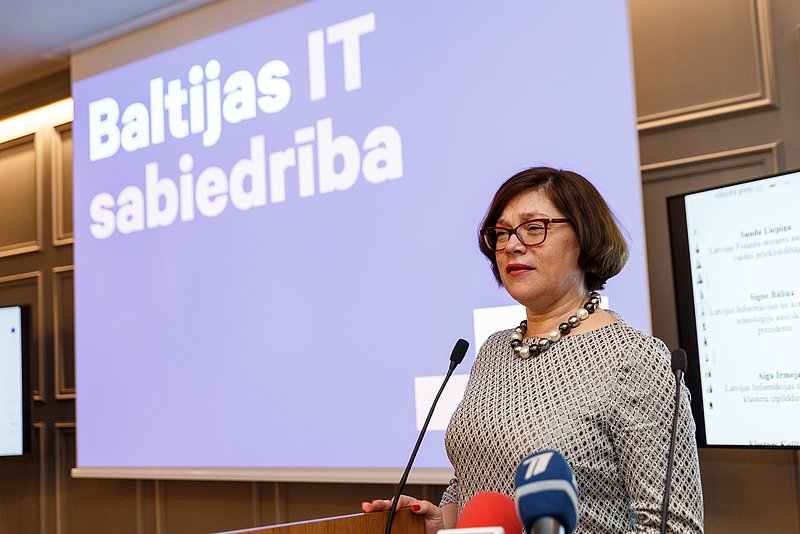 Atklāj studiju programmu “Datorzinātne un organizāciju tehnoloģijas”