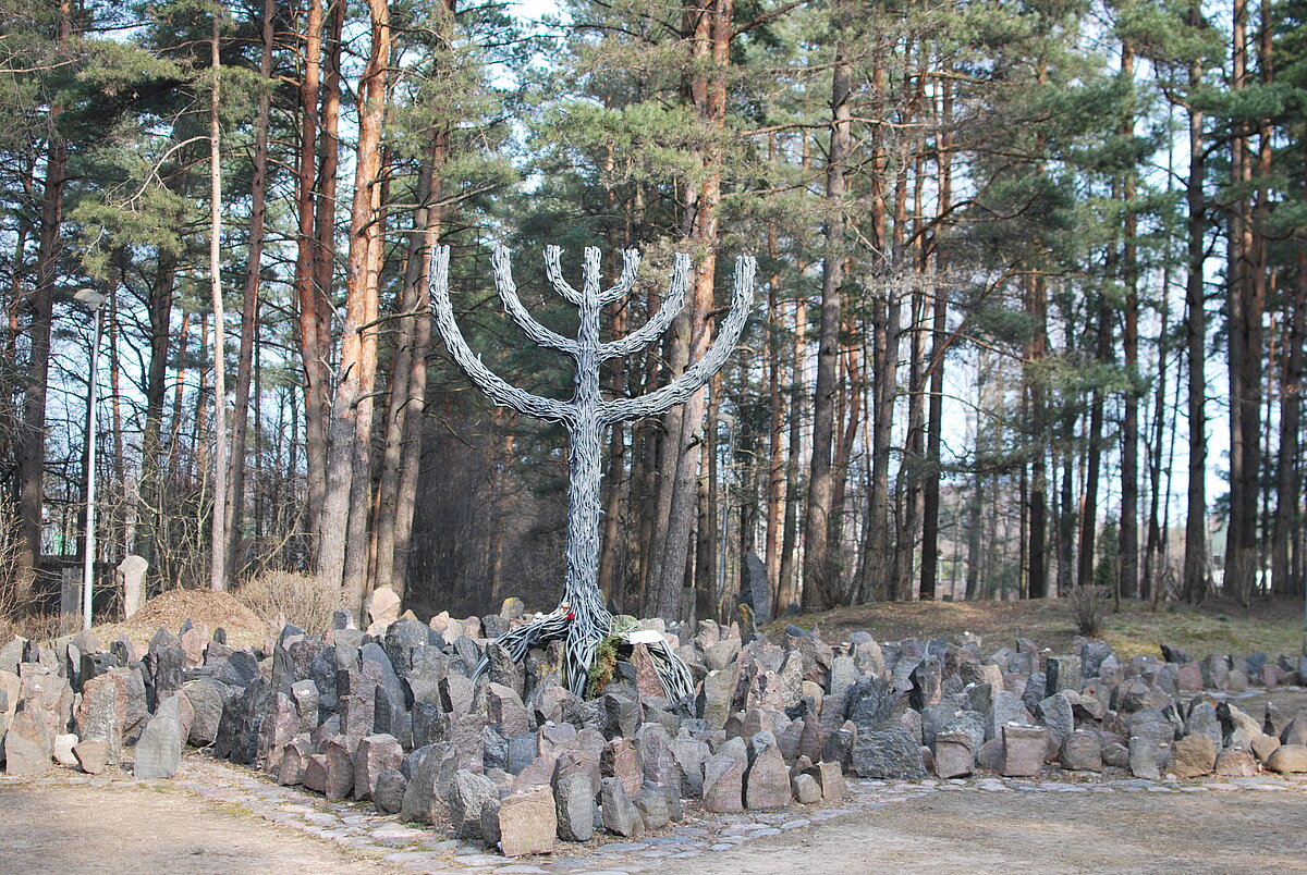 Holokausta memoriāls Rumbulā, centrālā daļa.