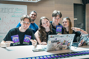 Smaidīgi studenti. JF Studentu pašpārvalde