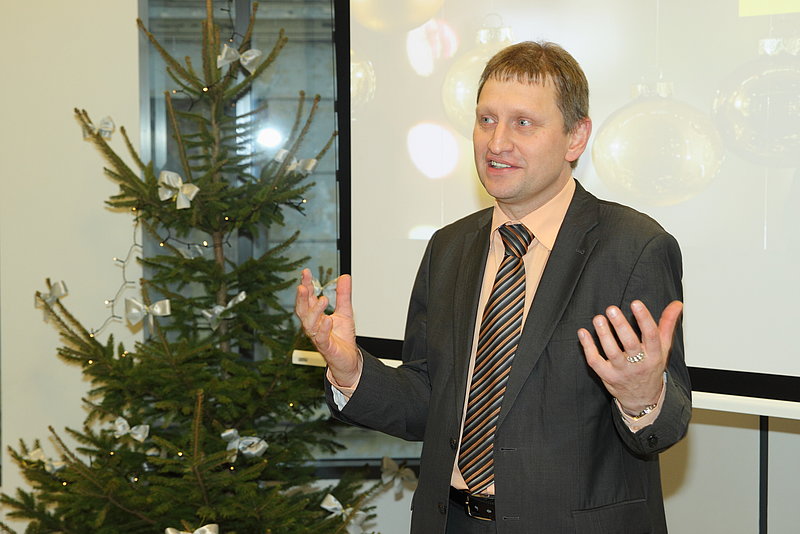 Latvijas Universitātes profesoram Jānim Kloviņam pasniegs Ministru kabineta balvu
