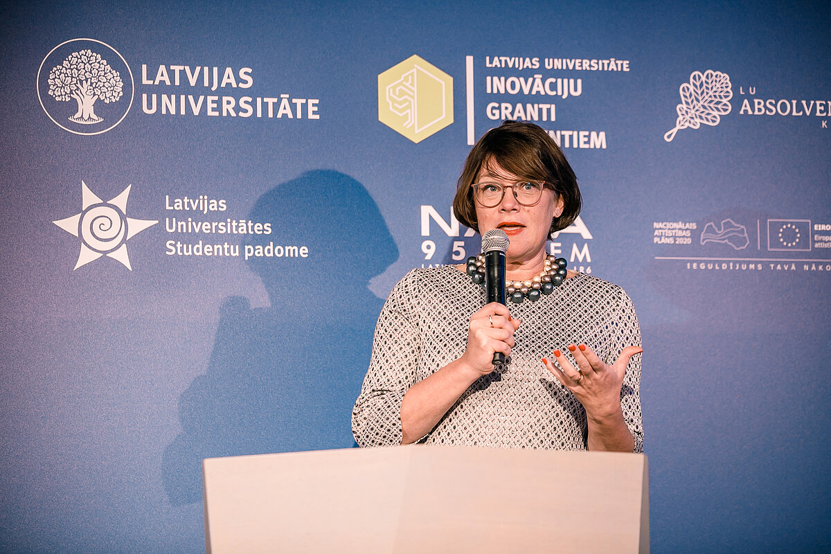 Latvijas Universitātes Inovāciju centra vadītāja, profesore Signes Bāliņa