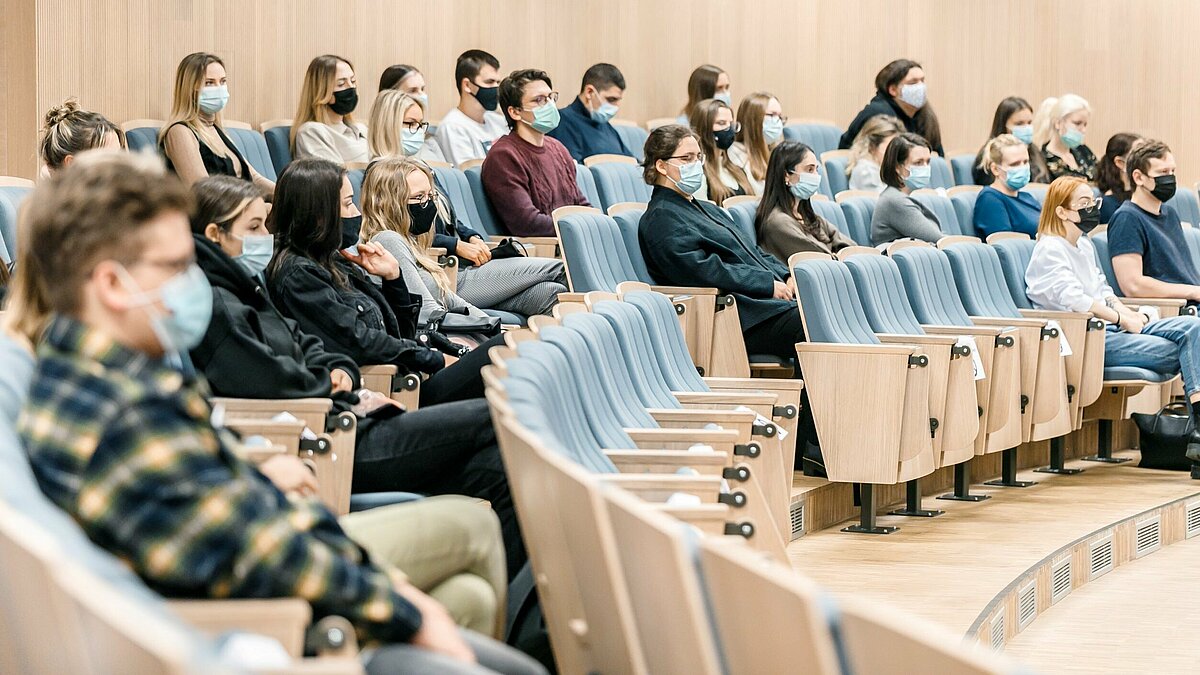 Orgānu ziedošanas un transplantācijas konferences apmeklētāji