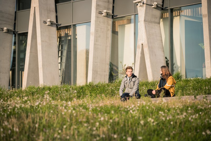 LU Akadēmiskais centrs, Dabas māja, studenti