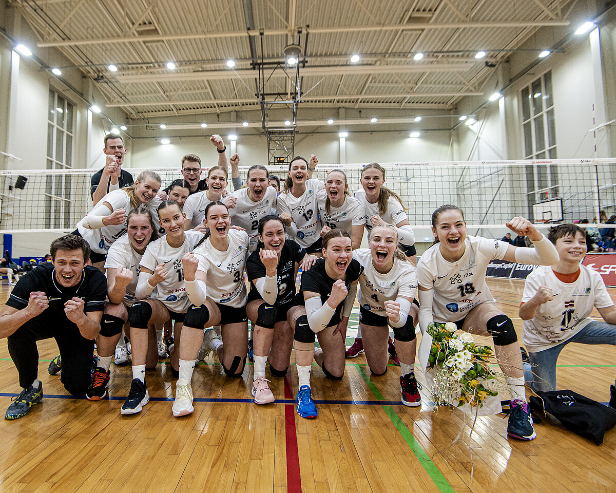 RVS/ LU volejbola komanda