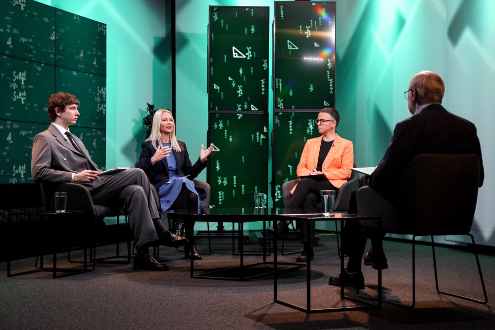 Raidījuma dalībnieki studijā