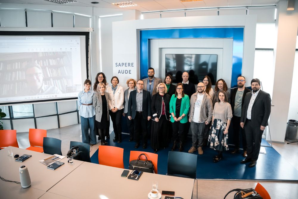 Kopbilde: Doktorantūras skolas Starptautiskās konsultatīvās padomes sēdes dalībnieki kopā ar starptautiskiem ekspertiem