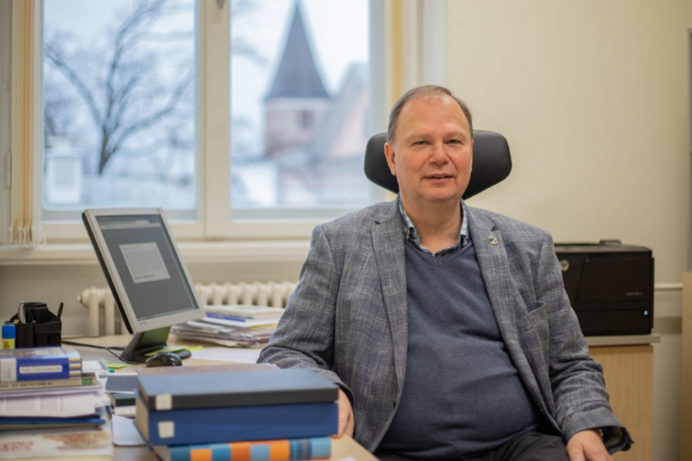 Tartu Universitātes profesors Karls Pajusalu